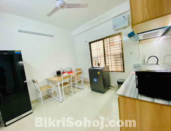 premium 3-bedroom furnished flat in Bashundhara R/A